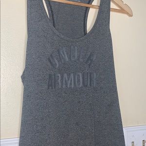 Under Armour tank top / Size Large 👣